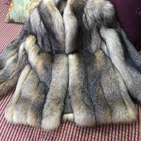 Silver Fox Jacket - Picture 5 of 5